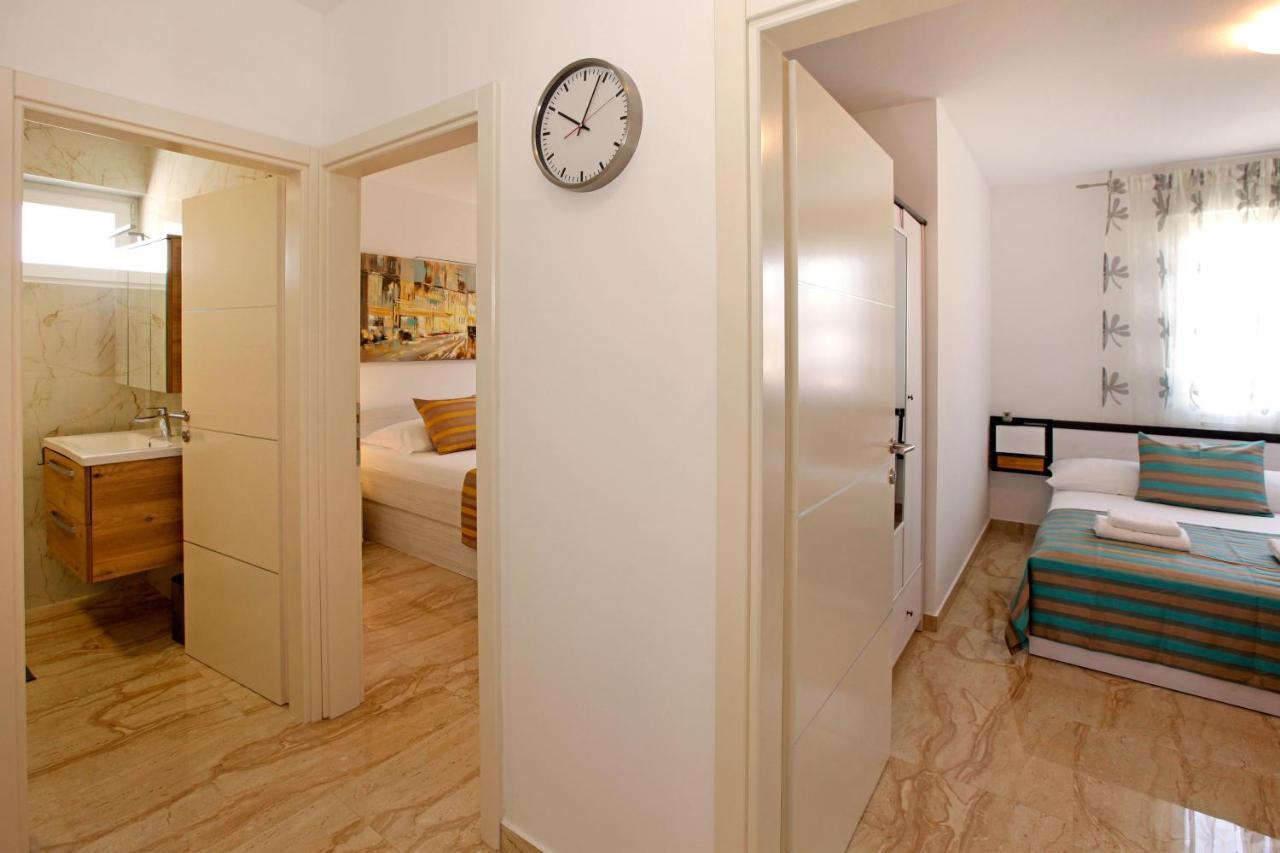 Modern 2-Bed Apt, Late Check In Available Split Exteriör bild