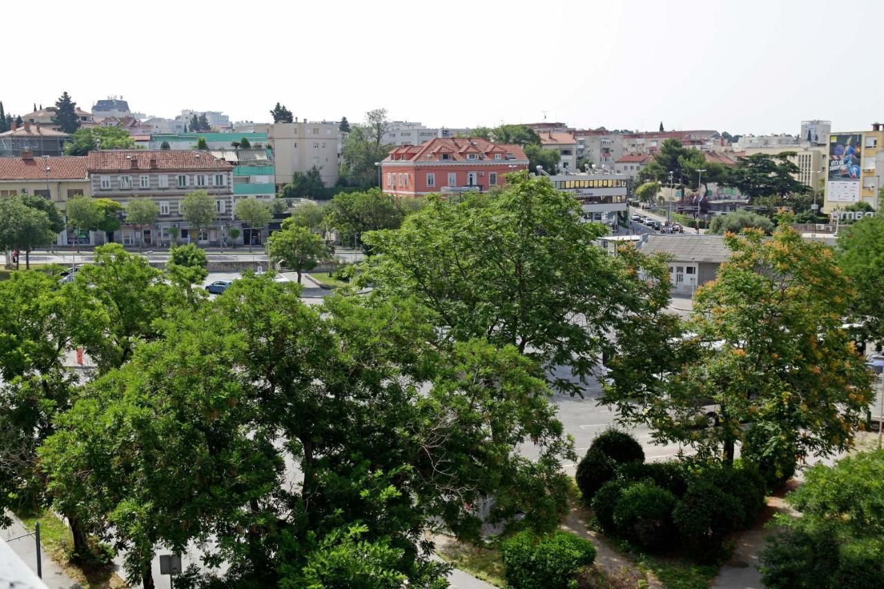 Modern 2-Bed Apt, Late Check In Available Split Exteriör bild
